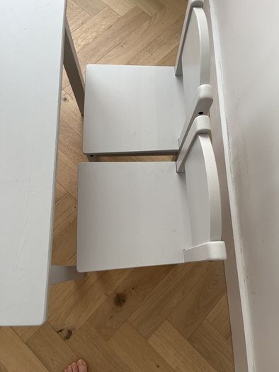 Excellent Condition IKEA Kids Table and 4 Chairs