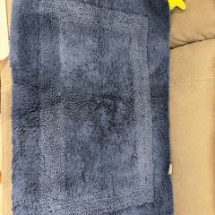 bathmat high quality navy. Fox & Ivy.