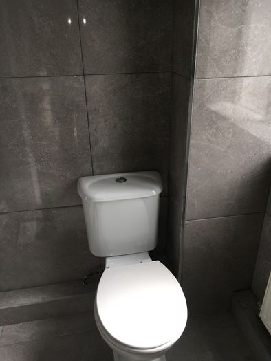 Tiler, bathroom fitters, kitchen fitters, handyman