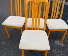 4 dining chairs