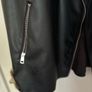 Savida sleeveless leather jacket Image 4