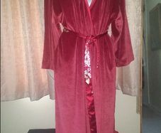 M&S luxuary maxi velor Bathrobe as new size UK14/16 EUR42/44 Postage included
