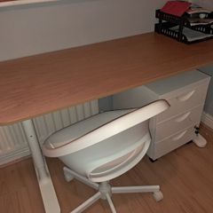 Office Desk 140 x 60 cm with Swivel Chair