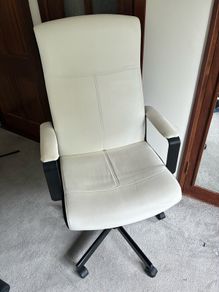 High-backed Office Chair