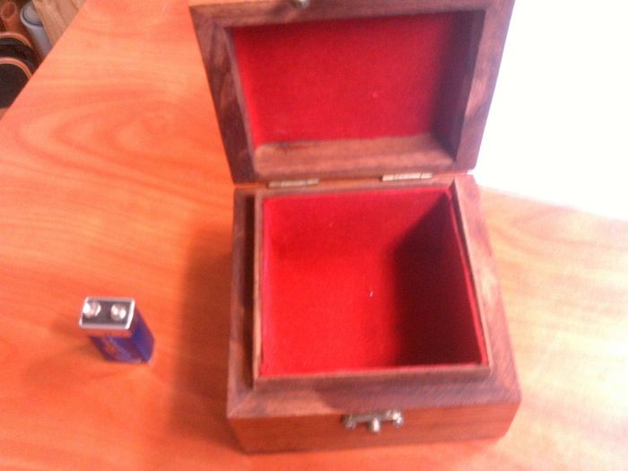 Trinket box
