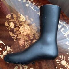Vintage RPM Industries Foot Form