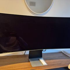 Samsung Odyssey OLED G8 34 Ultrawide Gaming Monitor