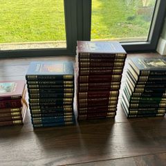 Classic Novel Set