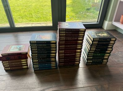 Classic Novel Set