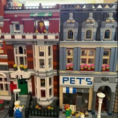 Lego pet shop
