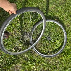 Set of gravel hybrid wheels 700c rim brakes with cassette and schwalbe G-one Speed tyres