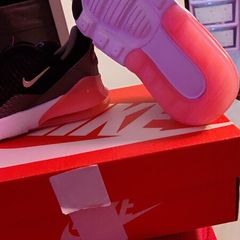 Girls Nike trainers fit 3-4 yrs old