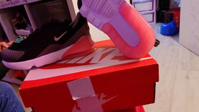 Girls Nike trainers fit 3-4 yrs old