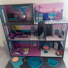 LOL dollhouse