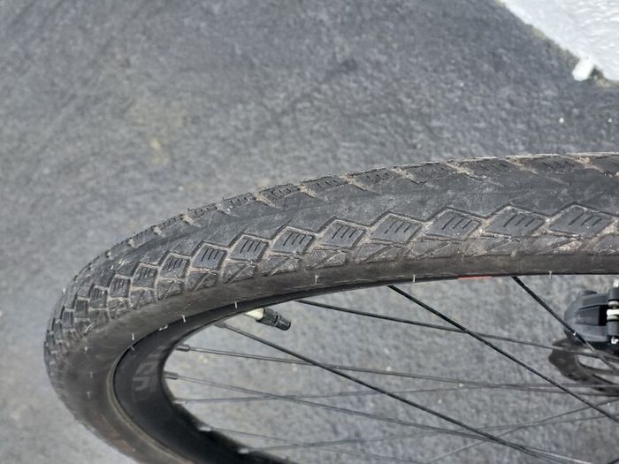 Giant escape oil brake..NO offers