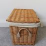 Beautiful Picnic Basket / Storage Image 4