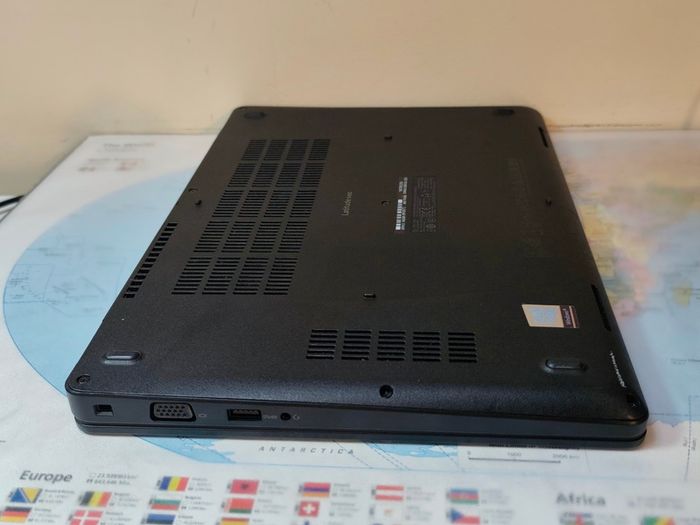 DELL Latitude 5490 14" Intel i5 8th Gen | 8GB RAM | 256GB SSD | Windows 11 | Office 2021