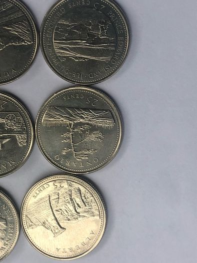 9 different commemorative 25 c Canada /Different provinces