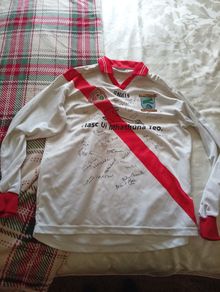 Signed An Ghaeltacht GAA Jersey 2003 and 04. Kerry Champions x2. Munster Club Winners & All Ireland Finalists.