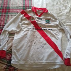 Signed An Ghaeltacht GAA Jersey 2003 and 04. Kerry Champions x2. Munster Club Winners & All Ireland Finalists.