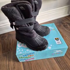 kids trespass boots