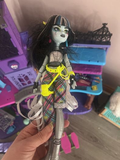 monster high house