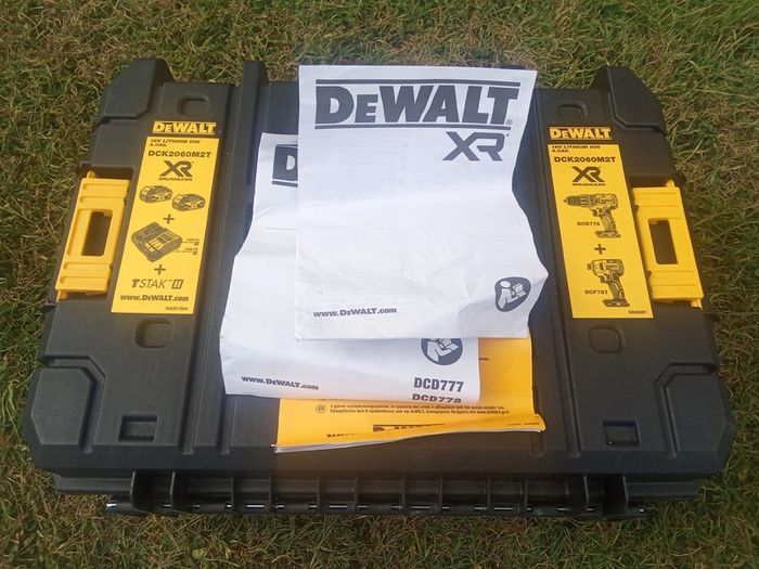 DeWalt 18v 4Ah Impact and Drill (Barely Used)