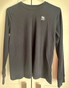 Abercrombie & Fitch boys top - age 11-12