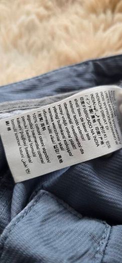 Calvin Klein chinos - 100% cotton size 31"W 30"L