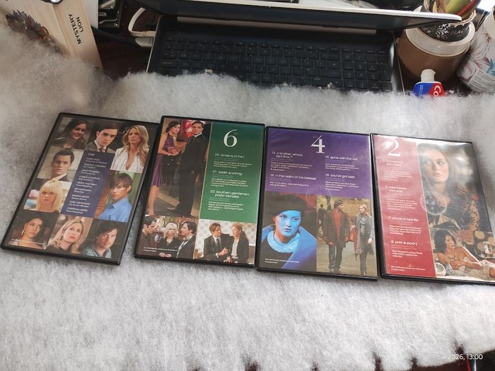 Gossip Girl series 2 DVD collection