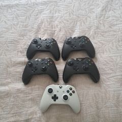 xbox one controllers