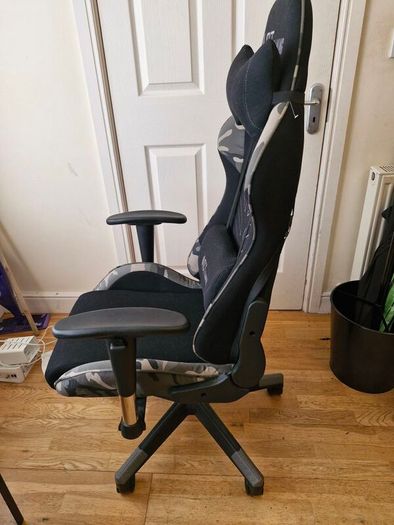 Gaming chair