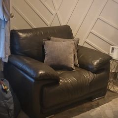 Leather Suite