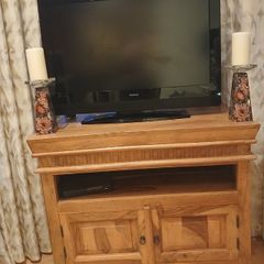 TV cabinet