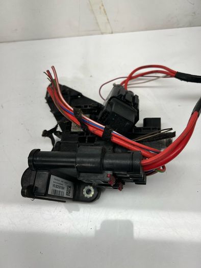Bmw 3 Series F30 External Ignition Distributor 2012 922501504 748262 A1l3b213s