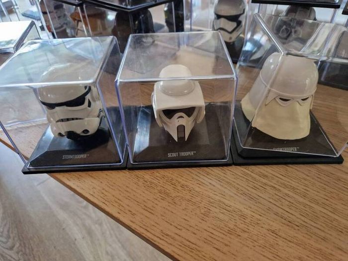 43 Star Wars DeAgostini Helmet collection