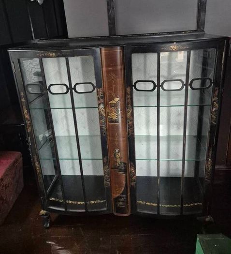 Vintage  Turnige Chinoiserie locking ebonised handpainted cabinet 3 tiers
