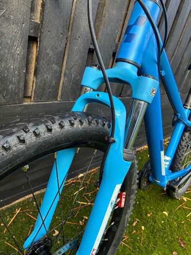 Cube acid race kids mountain bike 24inch blue