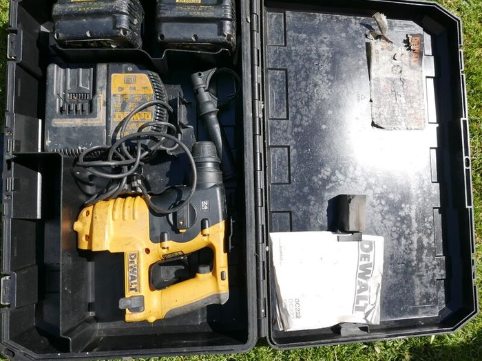 Dewalt DC222 SDS Cordless Drill 24V With 2 Battery and Box  in working order