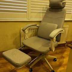 High Back Office Chair Reclining & swivel w/ Footrest in Grey