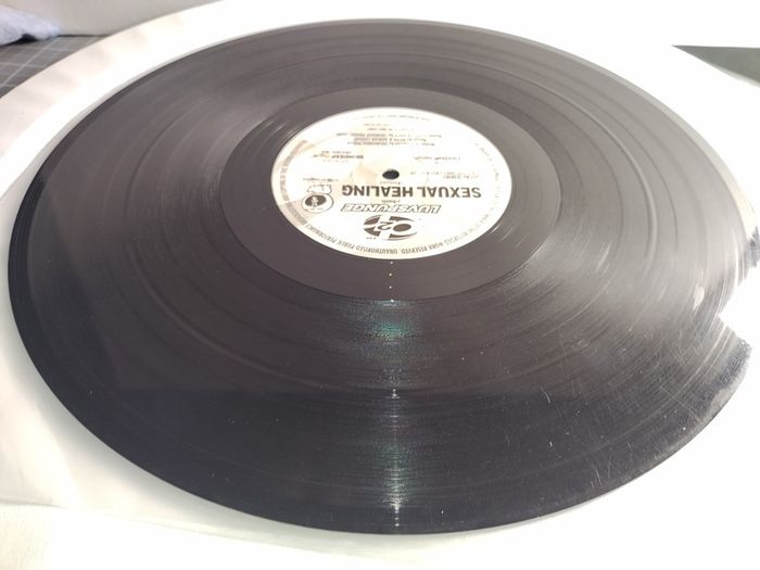 Luvspunge - Sexual Healing - Dance 2 Recordings - TOP Quality SIDES 90s HOUSE!