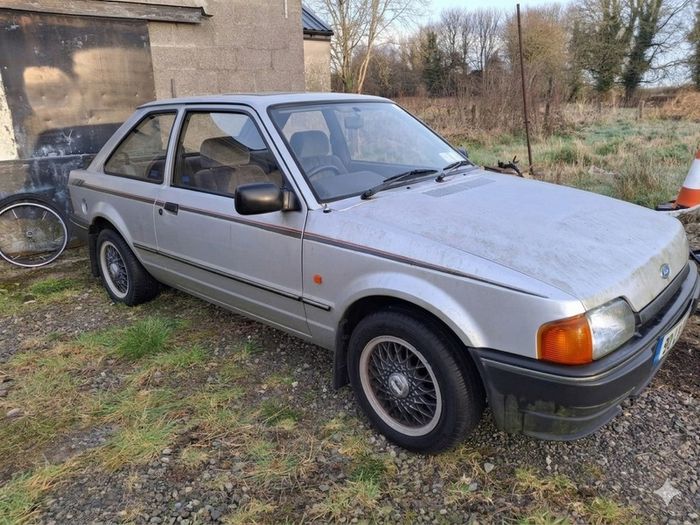 Ford Escort Mk4 1990