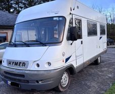 Hymer B575 (04) 6 Seatbelts  5/6 Berth CVRT Low km