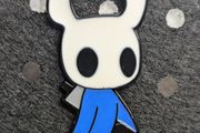 The knight hollow Knight enamel pin