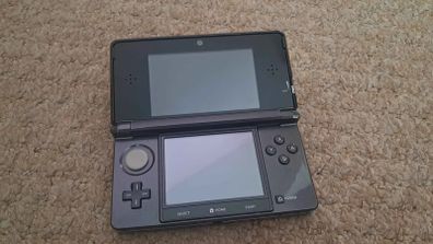 Nintendo 3ds black