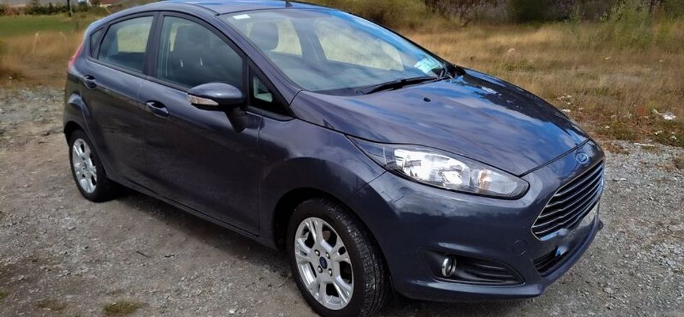 Ford Fiesta132 Immaculatenew Timing Belt & Battery