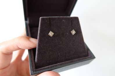 Square crystal stud earrings