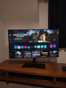 Samsung 55" Crystal UHD 4K Smart TV (CU7100). Excellent Condition with Box & Stand