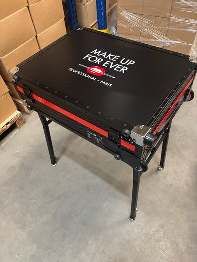 Sealed Make-Up Studio
