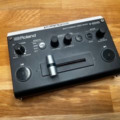 Roland V-02HD Multi-Format Video Mixer / HDMI Switcher